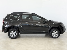 RENAULT - DUSTER - 2021/2022 - Preta - R$ 81.500,00