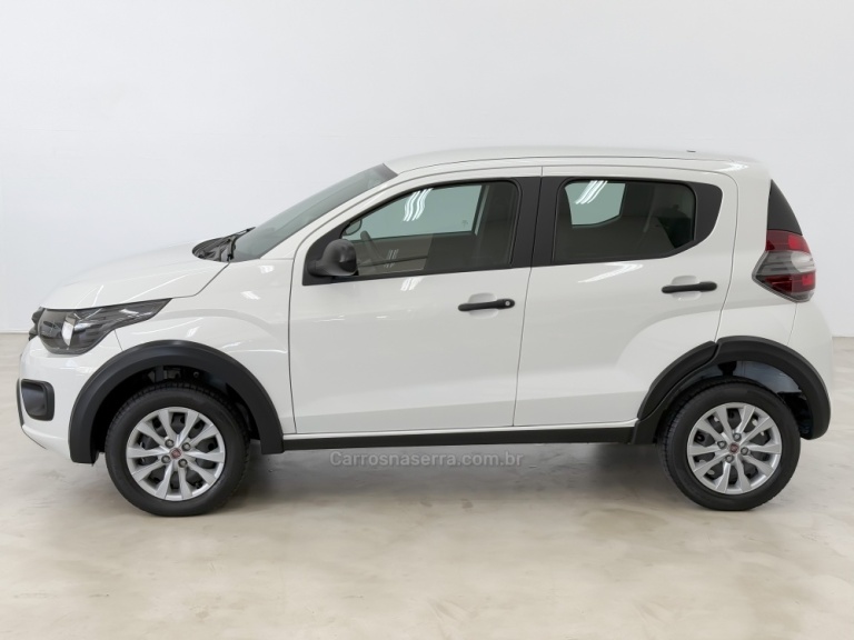 FIAT - MOBI - 2022/2023 - Branca - R$ 54.900,00