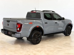 NISSAN - FRONTIER - 2022/2023 - Cinza - R$ 234.900,00