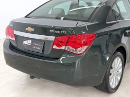 CHEVROLET - CRUZE - 2013/2014 - Verde - R$ 67.900,00