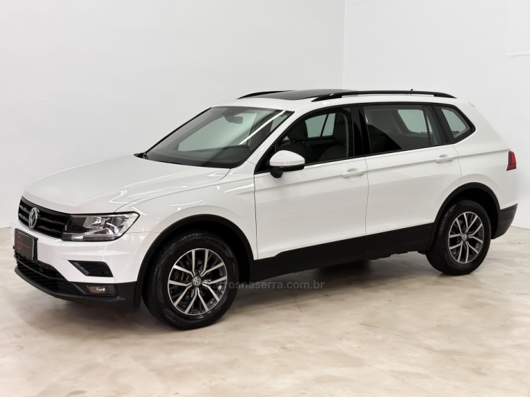 VOLKSWAGEN - TIGUAN - 2019/2019 - Branca - R$ 129.900,00