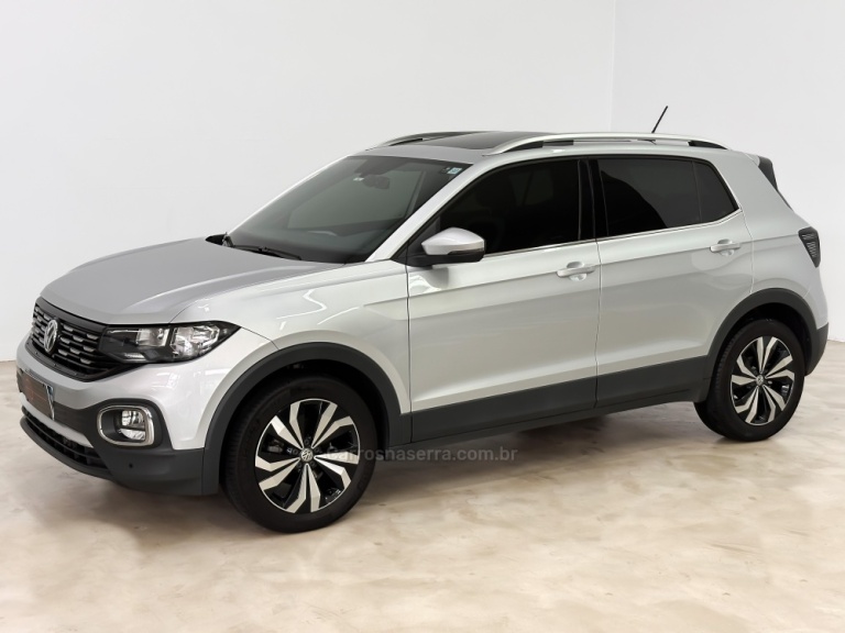 VOLKSWAGEN - T-CROSS - 2021/2021 - Prata - R$ 122.500,00