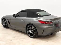 BMW - Z4 - 2021/2022 - Cinza - R$ 449.000,00