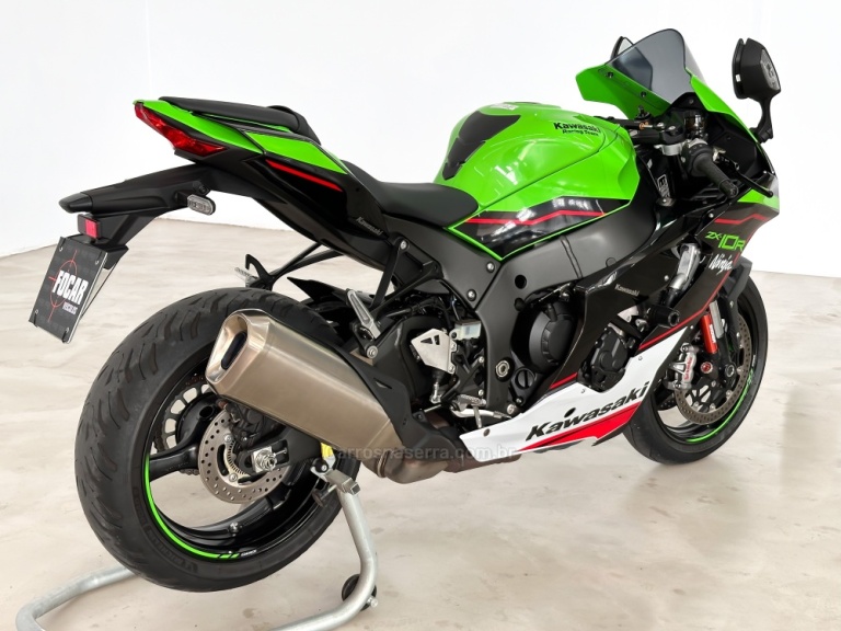 KAWASAKI - NINJA ZX-10R - 2021/2022 - Verde - R$ 94.900,00