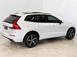 VOLVO - XC60 - 2019/2020 - Branca - R$ 249.900,00