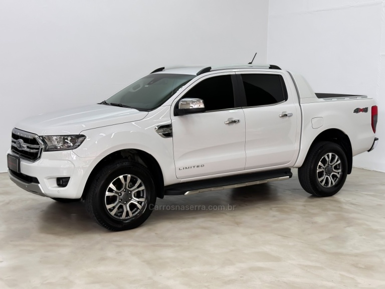 FORD - RANGER - 2022/2023 - Branca - R$ 219.900,00