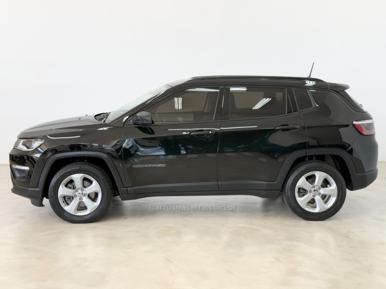 JEEP - COMPASS - 2017/2018 - Preta - R$ 94.900,00