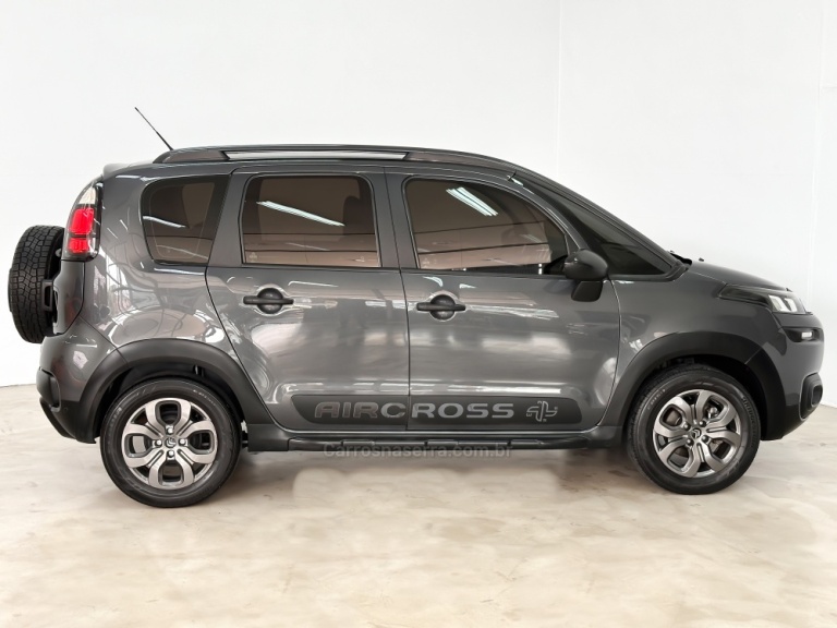 CITROËN - AIRCROSS - 2016/2017 - Cinza - R$ 54.500,00