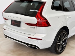 VOLVO - XC60 - 2019/2020 - Branca - R$ 249.900,00