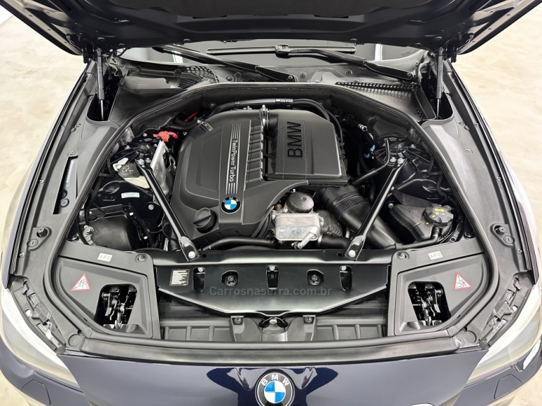 BMW - 535I - 2015/2016 - Preta - R$ 189.900,00