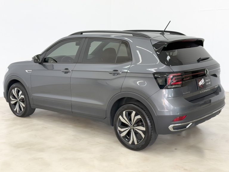 VOLKSWAGEN - T-CROSS - 2022/2023 - Cinza - R$ 119.900,00