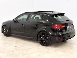 AUDI - RS3 - 2018/2018 - Preta - R$ 399.000,00