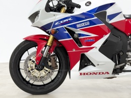 HONDA - CBR 600RR - 2014/2014 - Branca - R$ 59.900,00