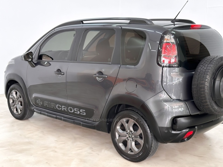 CITROËN - AIRCROSS - 2016/2017 - Cinza - R$ 54.500,00