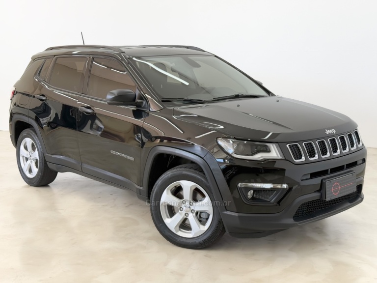 JEEP - COMPASS - 2017/2018 - Preta - R$ 94.900,00