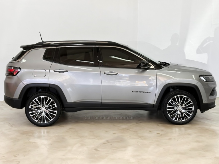 JEEP - COMPASS - 2021/2022 - Prata - R$ 154.900,00