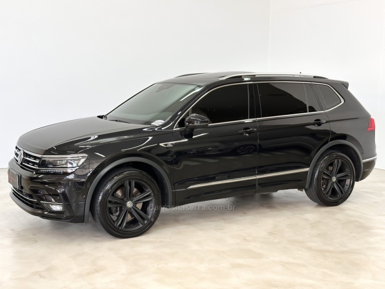 VOLKSWAGEN - TIGUAN - 2019/2019 - Preta - R$ 169.900,00