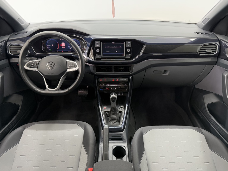 VOLKSWAGEN - T-CROSS - 2022/2023 - Cinza - R$ 119.900,00