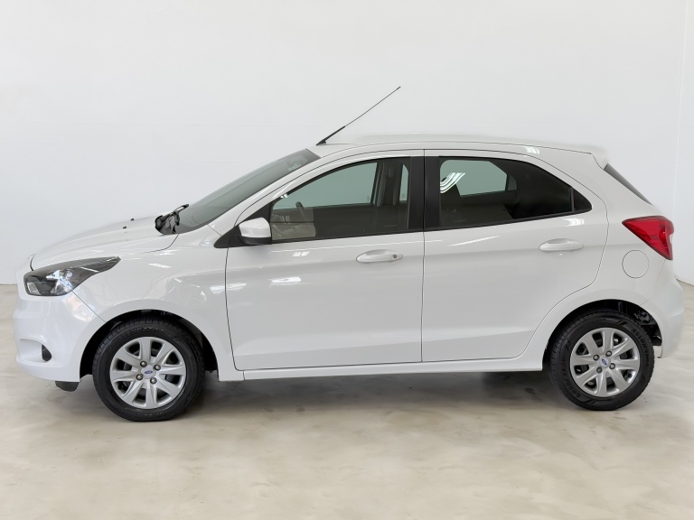 FORD - KA - 2015/2016 - Branca - R$ 42.900,00