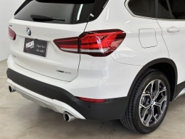 BMW - X1 - 2021/2022 - Branca - R$ 219.900,00