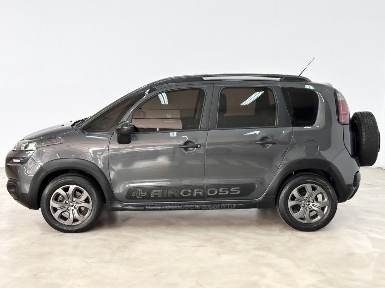 CITROËN - AIRCROSS - 2016/2017 - Cinza - R$ 54.500,00