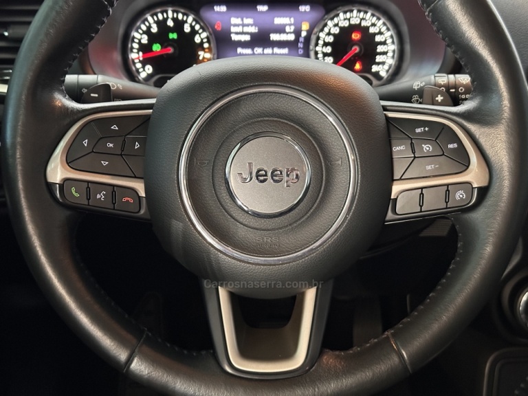 JEEP - RENEGADE - 2016/2017 - Vermelha - R$ 80.900,00