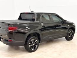 CHEVROLET - MONTANA - 2023/2024 - Preta - R$ 115.900,00