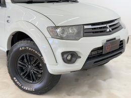 MITSUBISHI - L200 TRITON - 2014/2015 - Branca - R$ 124.900,00