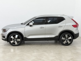 VOLVO - XC 40 - 2018/2019 - Prata - R$ 153.900,00