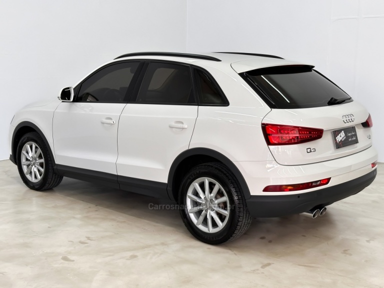 AUDI - Q3 - 2016/2017 - Branca - R$ 99.900,00