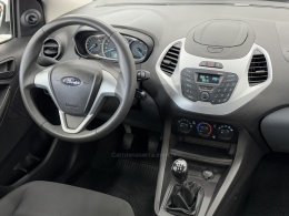 FORD - KA - 2015/2016 - Branca - R$ 42.900,00