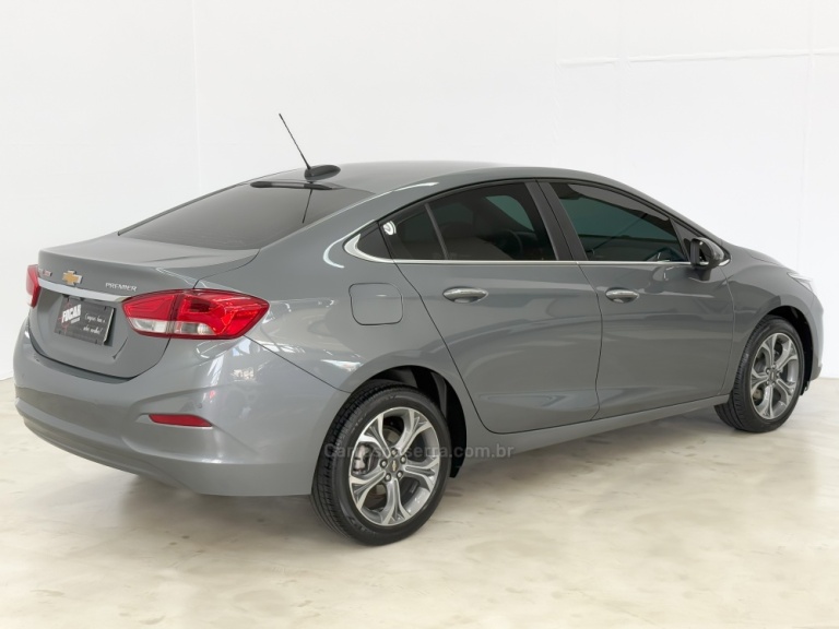 CHEVROLET - CRUZE - 2019/2020 - Cinza - R$ 108.900,00