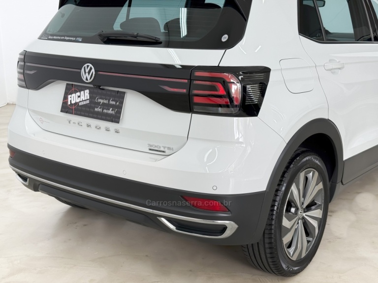 VOLKSWAGEN - T-CROSS - 2019/2020 - Branca - R$ 104.900,00