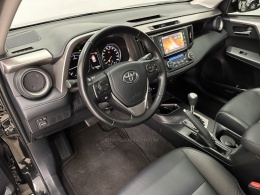 TOYOTA - RAV4 - 2018/2019 - Preta - R$ 149.900,00