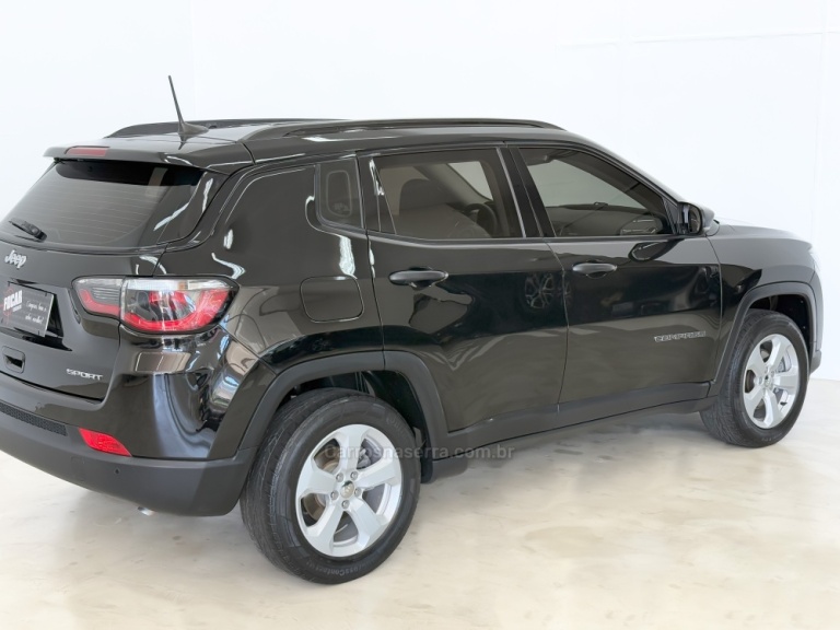 JEEP - COMPASS - 2017/2018 - Preta - R$ 94.900,00