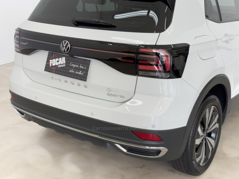 VOLKSWAGEN - T-CROSS - 2021/2022 - Branca - R$ 112.900,00