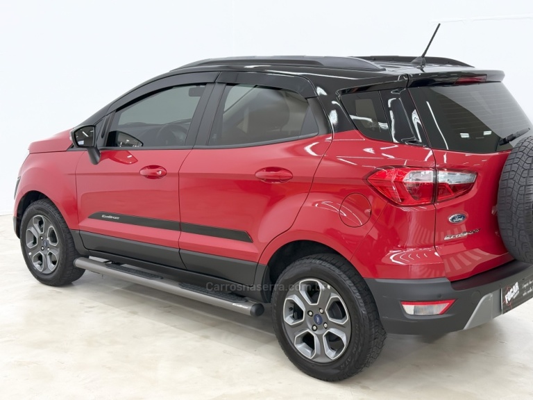 FORD - ECOSPORT - 2020/2021 - Vermelha - R$ 84.900,00