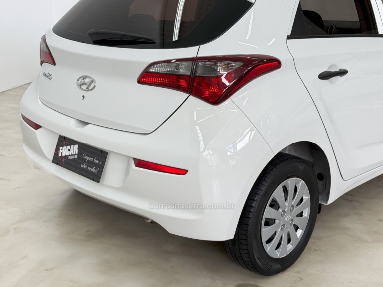 HYUNDAI - HB20 - 2018/2019 - Branca - R$ 56.900,00