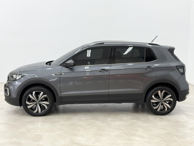 VOLKSWAGEN - T-CROSS - 2023/2023 - Cinza - R$ 134.900,00