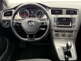 VOLKSWAGEN - GOLF - 2015/2015 - Prata - R$ 77.900,00