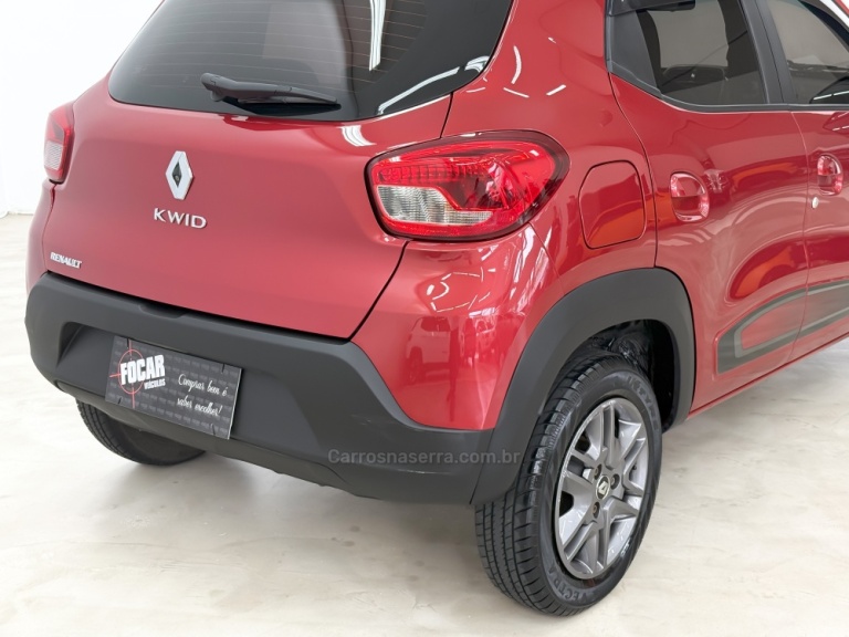 RENAULT - KWID - 2018/2019 - Vermelha - R$ 44.900,00