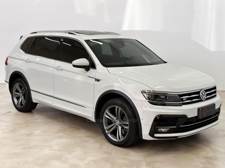 VOLKSWAGEN - TIGUAN - 2019/2019 - Branca - R$ 173.900,00