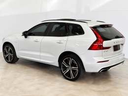 VOLVO - XC60 - 2019/2020 - Branca - R$ 249.900,00