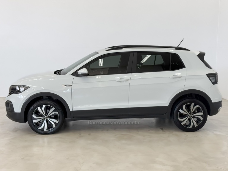 VOLKSWAGEN - T-CROSS - 2021/2022 - Branca - R$ 112.900,00