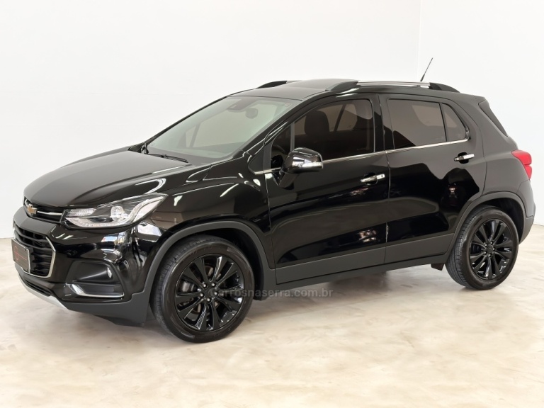 CHEVROLET - TRACKER - 2018/2019 - Preta - R$ 94.900,00