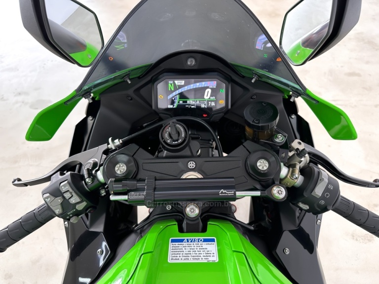 KAWASAKI - NINJA ZX-10R - 2021/2022 - Verde - R$ 94.900,00