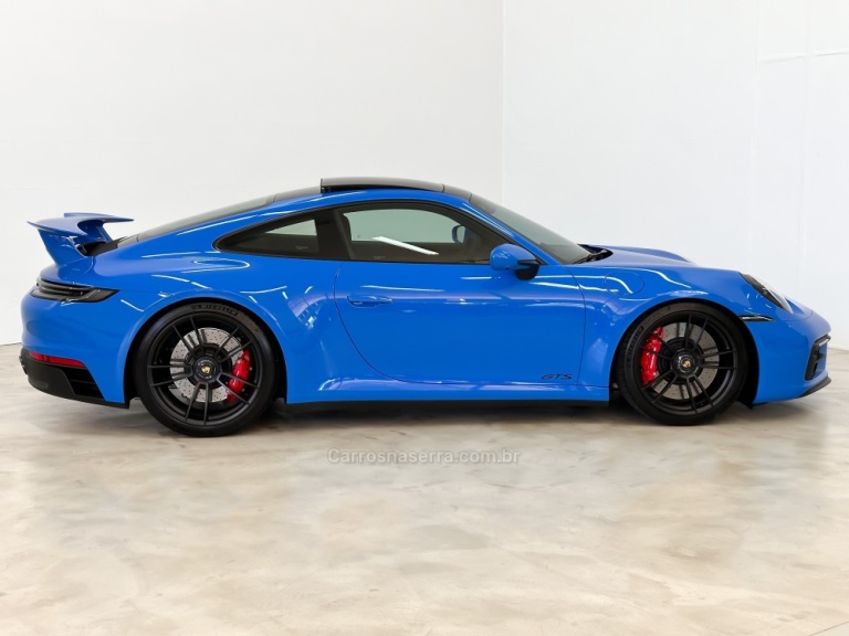 PORSCHE - 911 - 2023/2024 - Azul - R$ 1.240.000,00