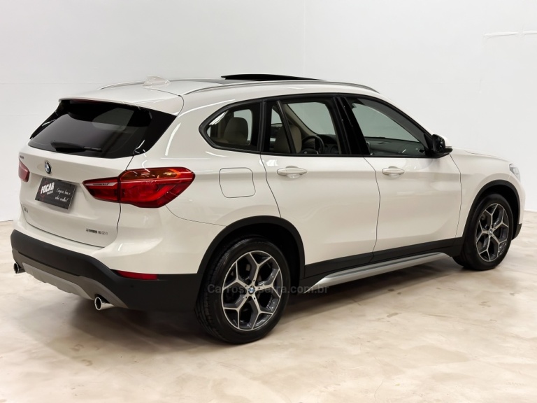 BMW - X1 - 2019/2019 - Branca - R$ 162.900,00