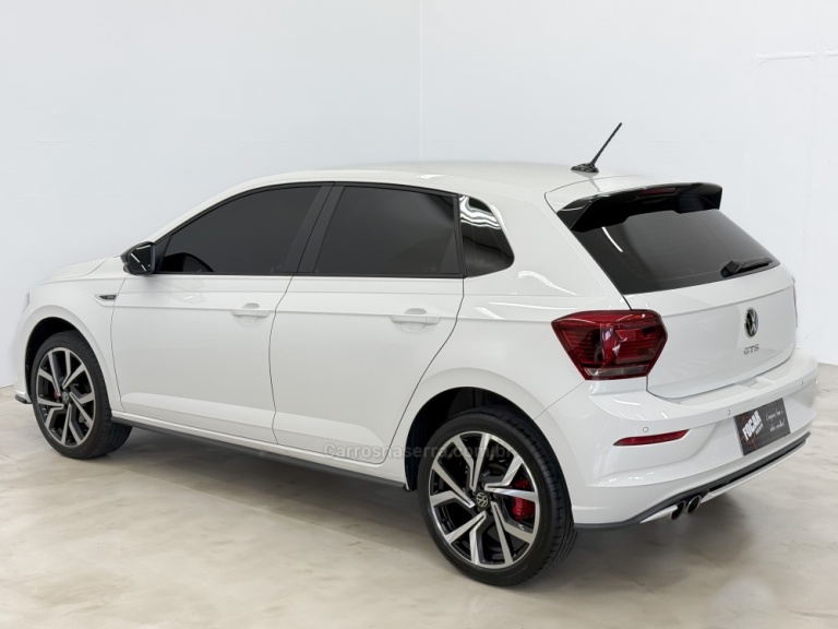 VOLKSWAGEN - POLO - 2023/2023 - Branca - R$ 128.900,00