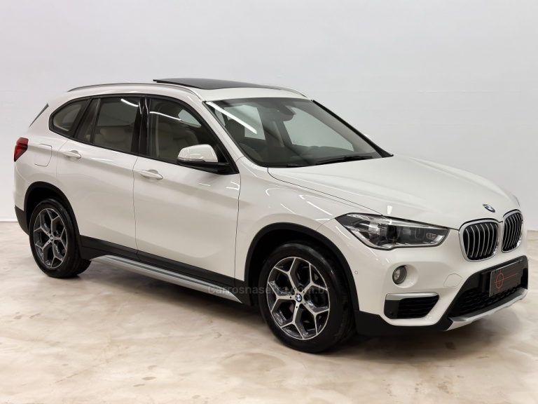 BMW - X1 - 2019/2019 - Branca - R$ 162.900,00